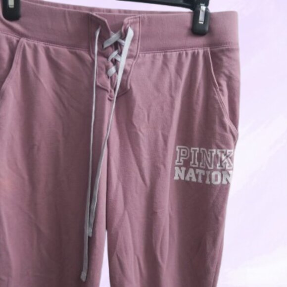 PINK Victoria's Secret shoelace front leggings pink nation left leg drawstring M - Picture 12 of 13